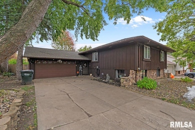 5721 Taylor St, Davenport, IA 52806 - photo 6