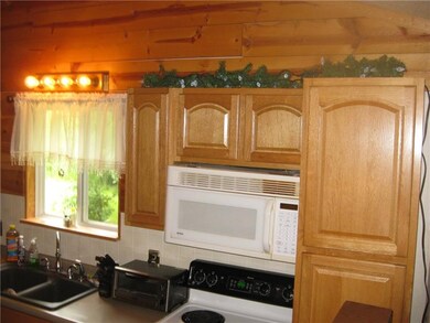 Lovely cabinetry!