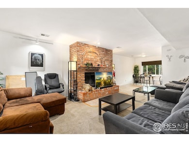 Unit 11, Top Unit, Living Room