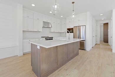 Listing_1087464_Photo_2_ID410260287