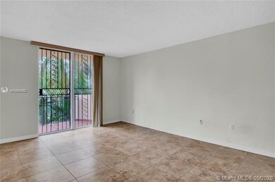 7921 Byron Ave unit 204, Miami Beach, FL 33141 - photo 6