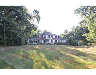 71 Surrey Ln, Dracut, MA 01826 - photo 2