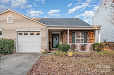 6400 Ziegler Ln, Charlotte, NC 28269 - photo 2