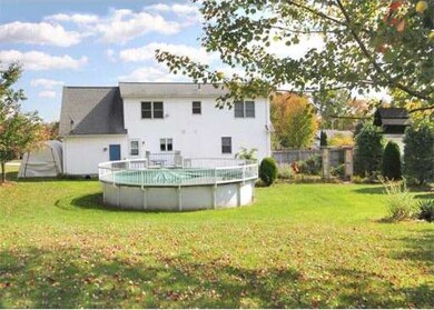 12 Pheasant Dr, Westfield, MA 01085 - photo 3