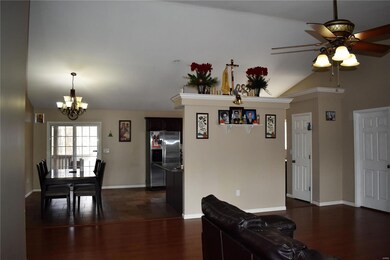 115 Savannah Ct, Rolla, MO 65401 - photo 2