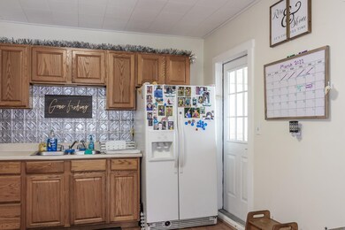 25 Park Ave, Claremont, NH 03743 - photo 7