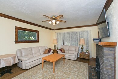 126 Division St, Algonquin, IL 60102 - photo 6