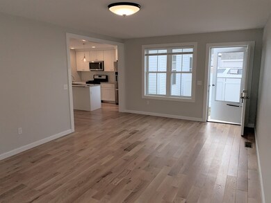 11 Congress St unit 1, Amesbury, MA 01913 - photo 5