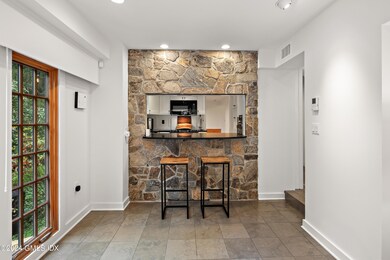 9 Webbs Hill Road Stamford Ct-16