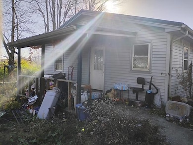 919 Scaffold Cane Rd, Berea, KY 40403 - photo 2