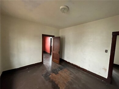 427 N 4th St, Clairton, PA 15025 - photo 6