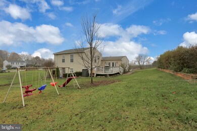 9044 Rosebud Dr, Greencastle, PA 17225 - photo 7