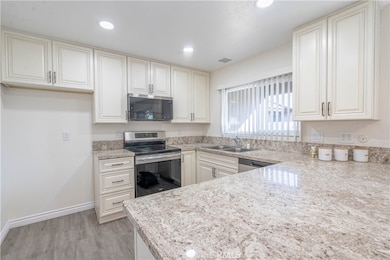 1023 S Citron St unit 21, Anaheim, CA 92805 - photo 5