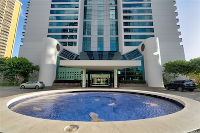 Nauru Tower unit 3601, Honolulu, HI 96814 - photo 3