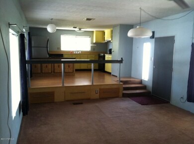 kitchen-living rm area