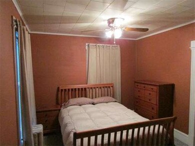 925 Berkshire Ave, Indian Orchard, MA 01151 - photo 6