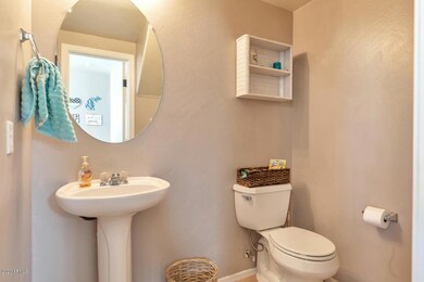 1/2 Bath