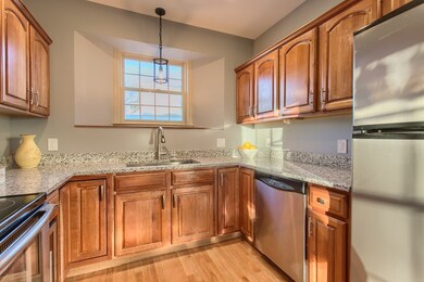 102 State St unit D, Newburyport, MA 01950 - photo 4