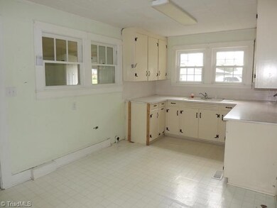 170 Lighthouse Church Rd, Siler City, NC 27344 - photo 3