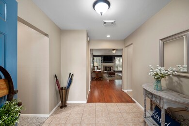 7814 Hidden Oaks Ln, Houston, TX 77095 - photo 6