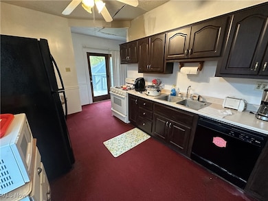 306 E Chestnut St, Lisbon, OH 44432 - photo 5