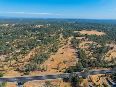 NSA Nevada Ln, Redding, CA 96003 - photo 3
