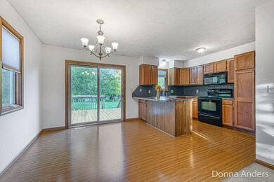 2719OldenburgCtNE-6-