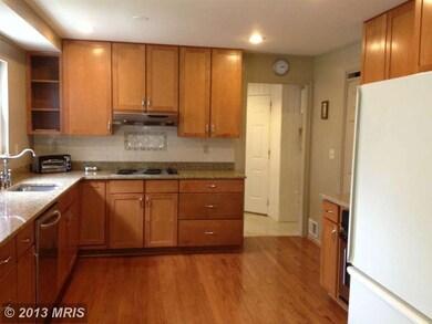 6355 Meadowland Dr, Dunkirk, MD 20754 - photo 4