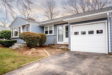 38 Everbloom Dr, Cranston, RI 02920 - photo 3