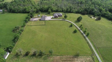 1306 Bellows Mill Rd, Harrodsburg, KY 40330 - photo 2