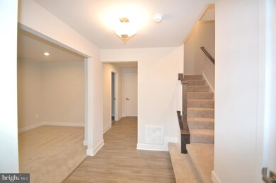 11410 Willow Green Cir, Manassas, VA 20109 - photo 2
