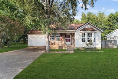 603 E Lake Cove, La Vergne, TN 37086 - photo 2