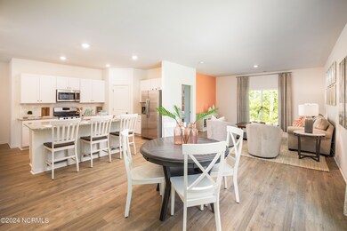 Harrisburg Kitchen Dining Family 2