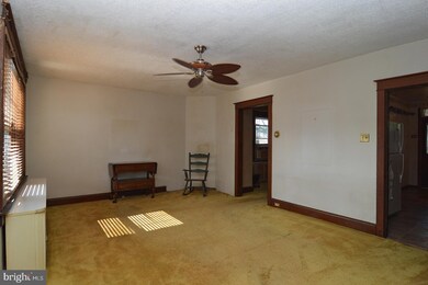 104 N Miller St, Reading, PA 19607 - photo 5