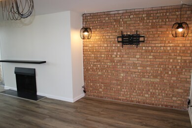 unlisted-address, Lisle, IL 60532 - photo 6