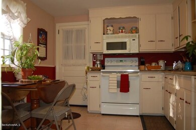 135 Maple Ave, Great Barrington, MA 01230 - photo 2