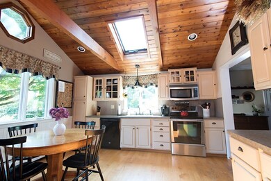 251 East St, East Walpole, MA 02032 - photo 5