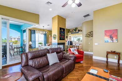 3rd Floor Livingroom