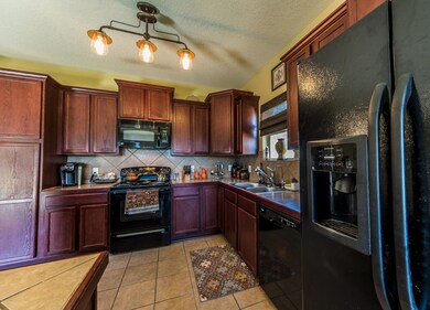 Kitchen 4