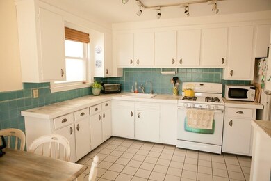 181 Winthrop Shore Dr unit 1, Winthrop, MA 02152 - photo 6