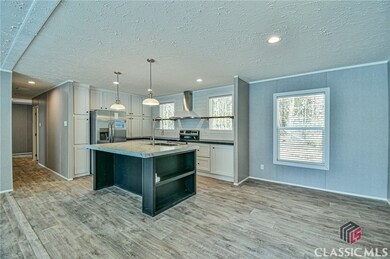 579 Highway 63 Cir, Commerce, GA 30547 - photo 3