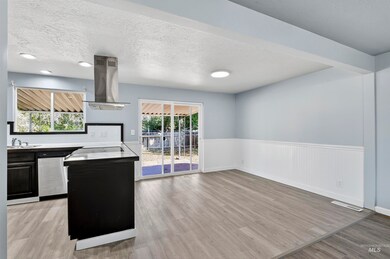 2118 W Targee St, Boise, ID 83705 - photo 5