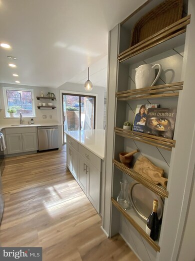 400 Winding Way unit C18, Downingtown, PA 19335 - photo 4