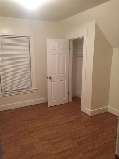 721 Mammoth Rd unit 2, Manchester, NH 03104 - photo 6