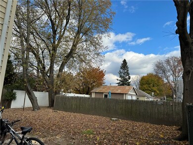 84 Summer St unit 1, Cranston, RI 02910 - photo 4