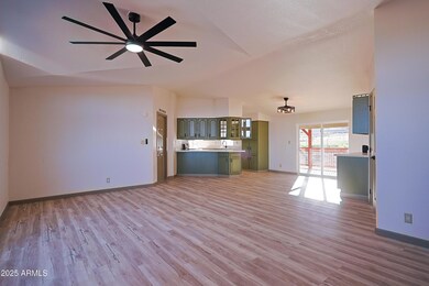 5131 E Bristlecone Ln, Hereford, AZ 85615 - photo 7