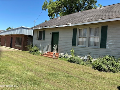 17 E Franklin St, Natchez, MS 39120 - photo 2