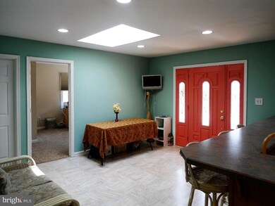 314 Blue Ridge Dr, Levittown, PA 19057 - photo 5