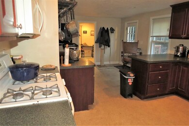 12 Muldoons Ct, Waltham, MA 02453 - photo 4