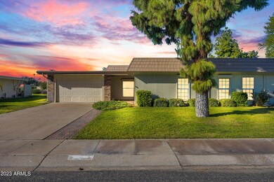 10006 W Highwood Ln, Sun City, AZ 85373 - photo 6